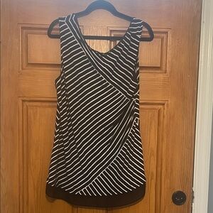 White House Black Market Black & White Diagonal Stripe Sleeveless Tank